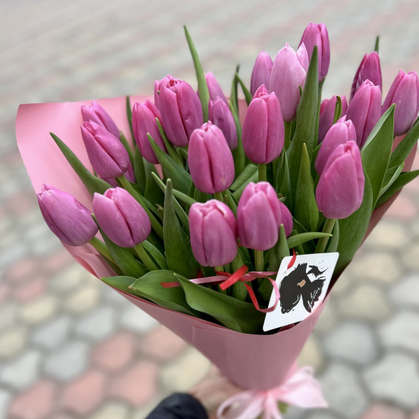 21 розовый тюльпан в Мысхако
